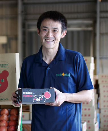 亀山 昌明「生産者のみなさんに<br />
1円でも多く返すこと。<br />
考え方はシンプルです。」